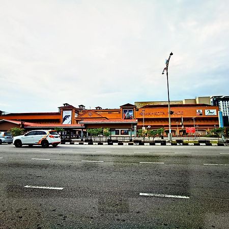 Bandar Melaka Family Bungalow Private Pool Bbq Wifi Netflix Екстер'єр фото