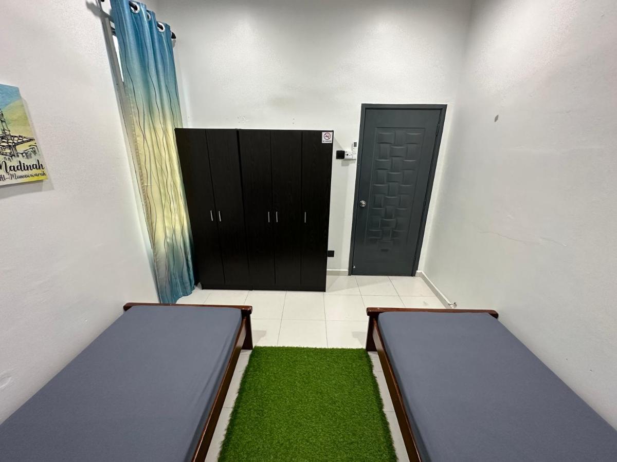 Bandar Melaka Family Bungalow Private Pool Bbq Wifi Netflix Екстер'єр фото
